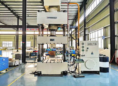 300T油壓機